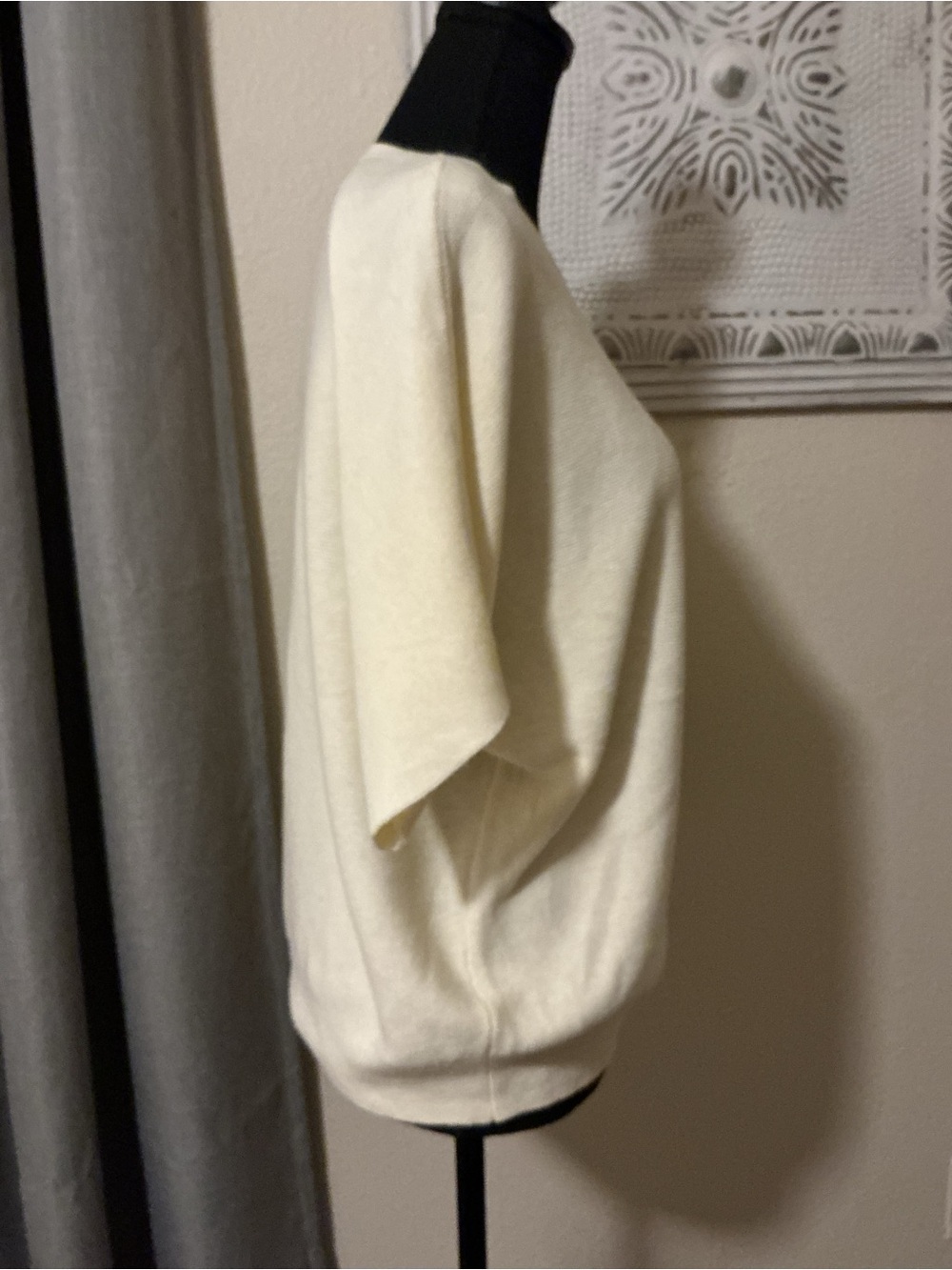 Quince Cream Short Sleeve Crewneck Sweater Top - Picture 7 of 12